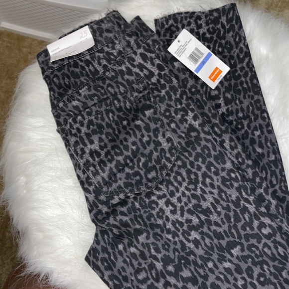 Jessica Simpson jeans - Picture 2 of 4